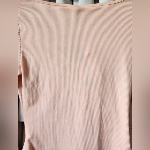 NWT Women's Romwe Long Sleeve  Pink Top Size Small - Picture 4 of 5